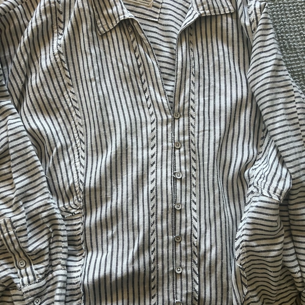 Free people black and white shirt